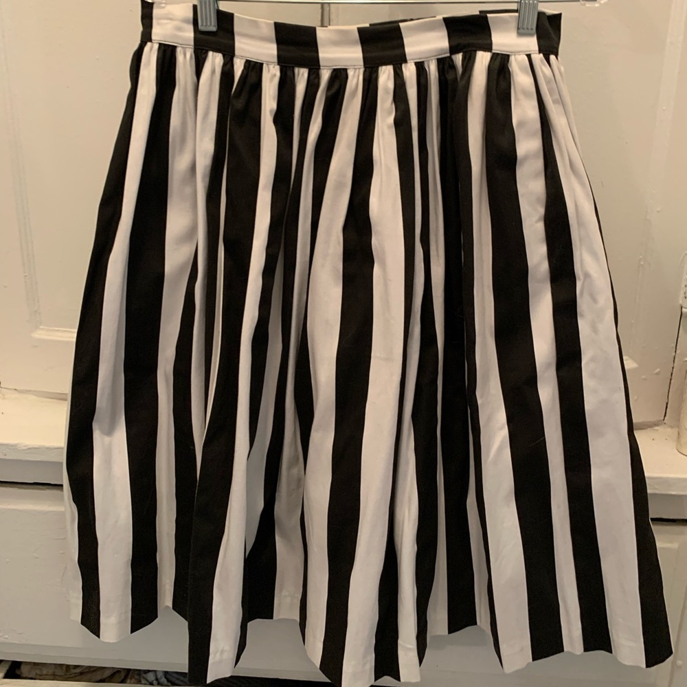 Pin Up Couture black and white striped swing skirt - Large